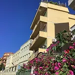 Gardenia Rooms